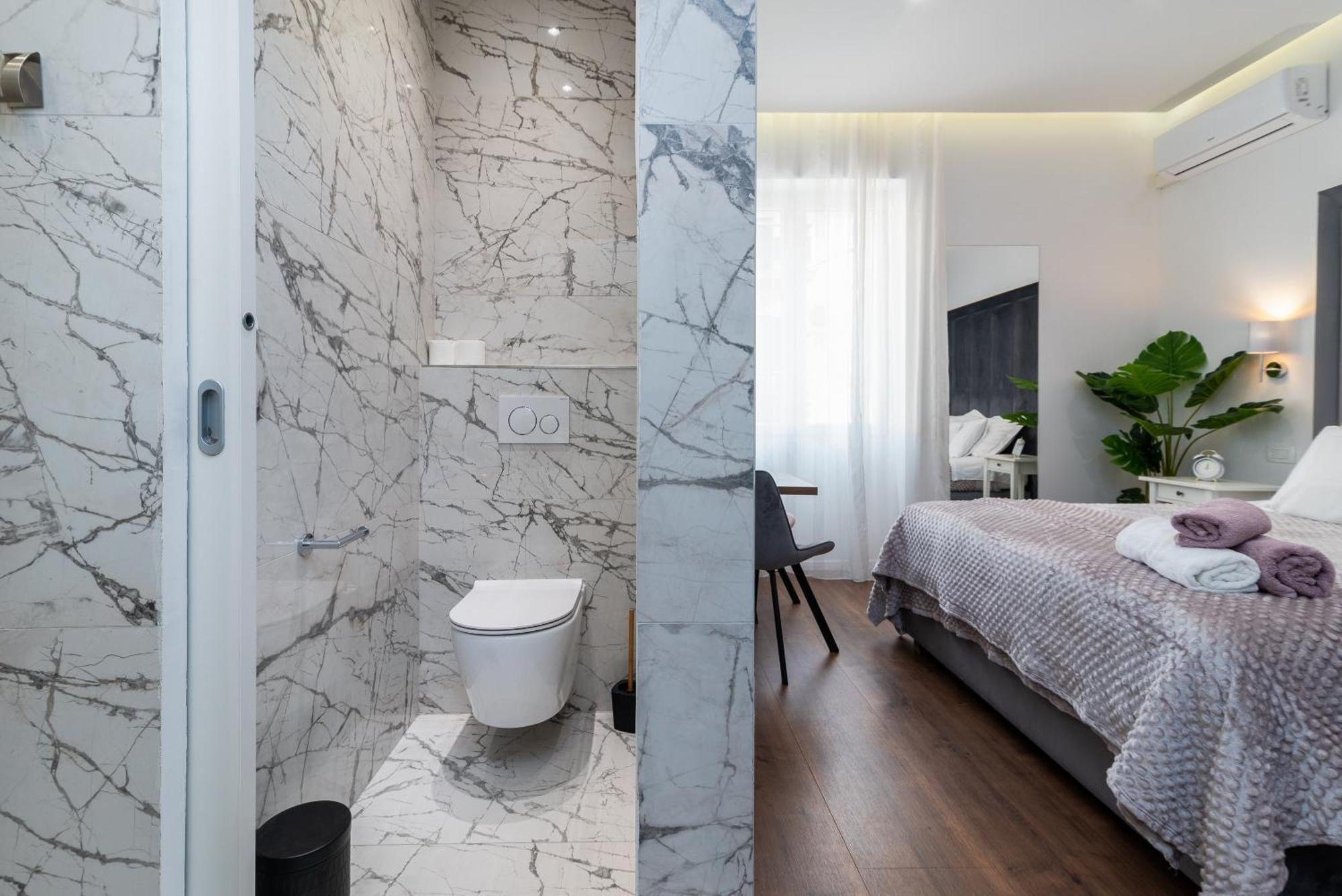 Antares Luxury Rooms 1 Split Buitenkant foto
