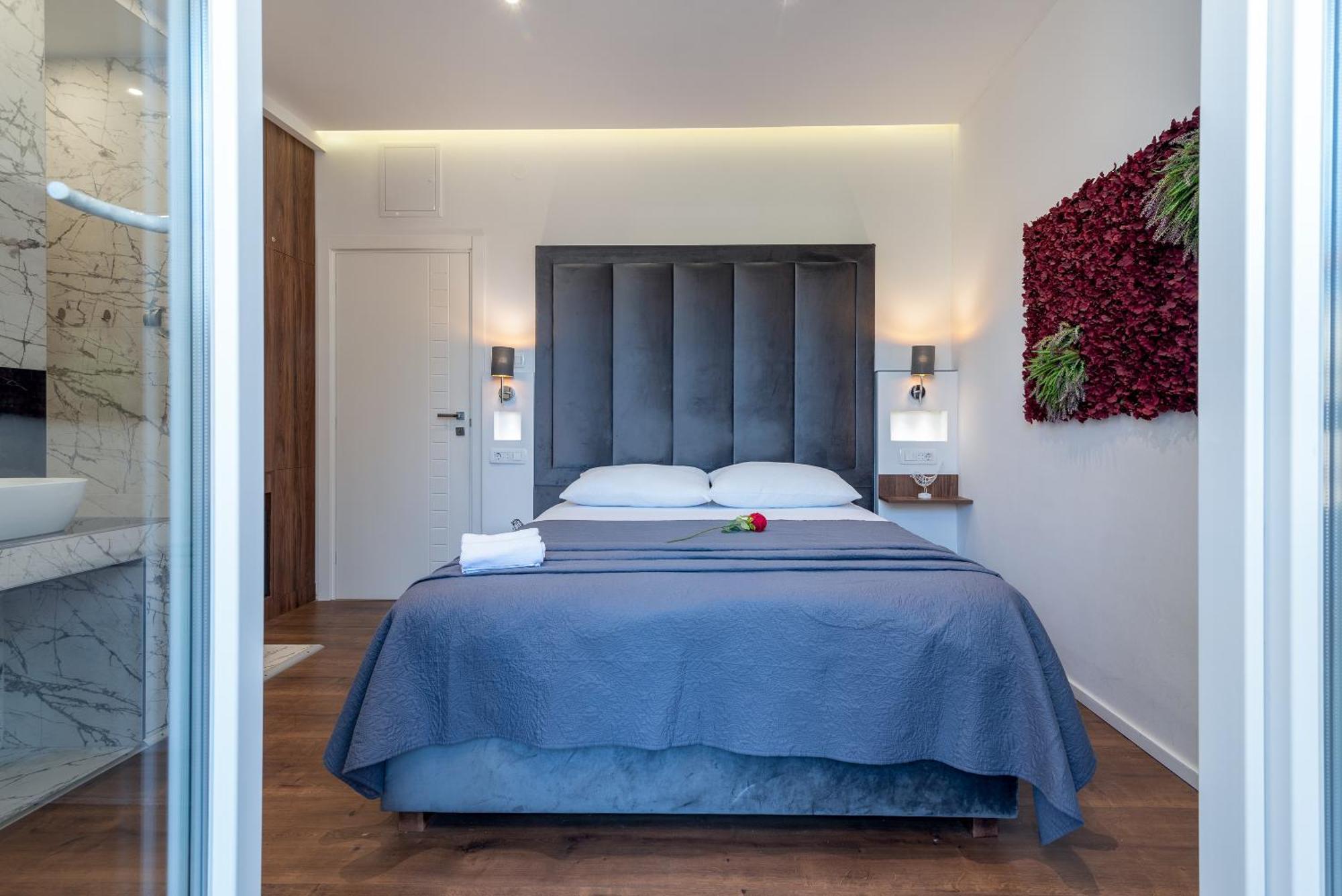 Antares Luxury Rooms 1 Split Buitenkant foto