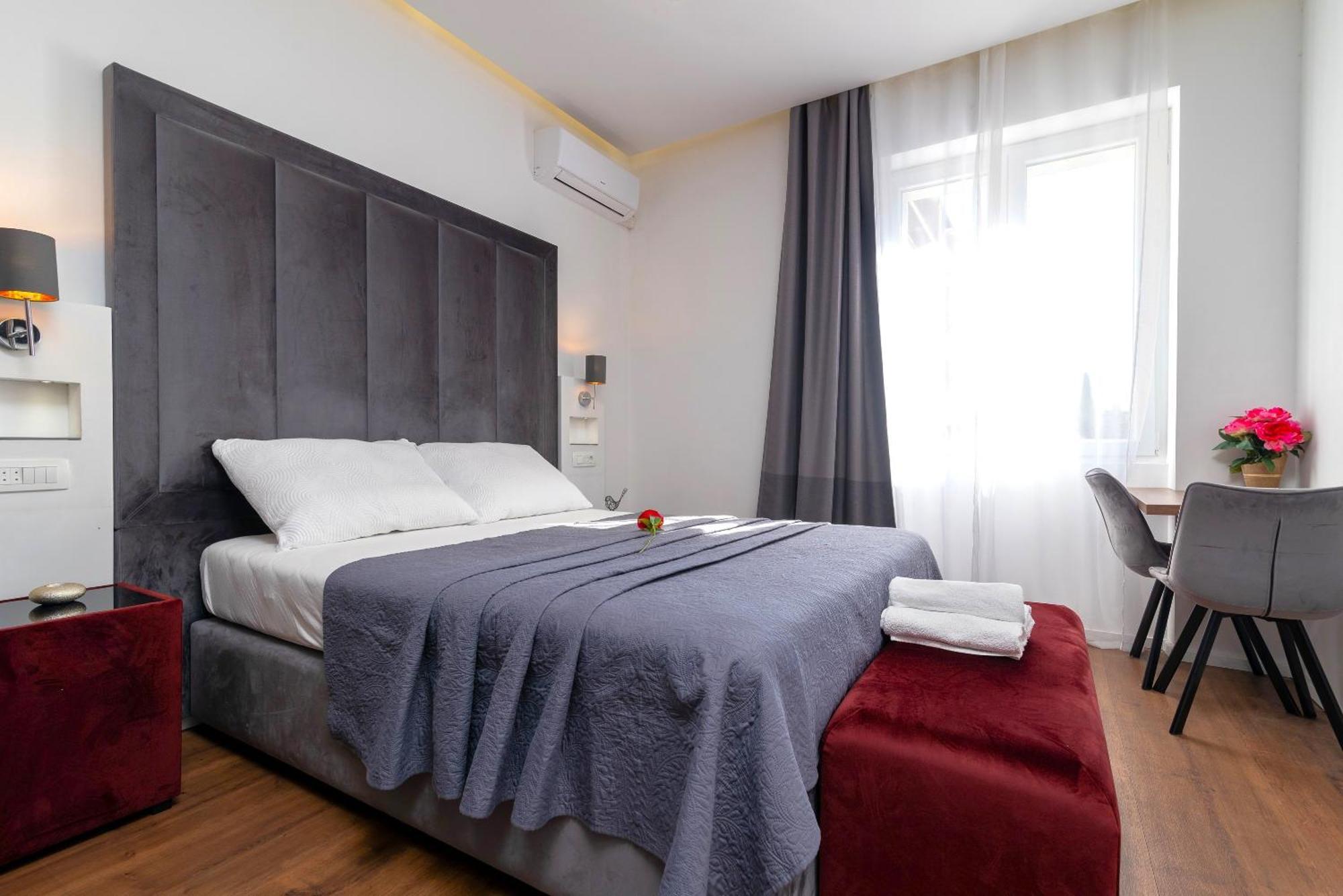 Antares Luxury Rooms 1 Split Buitenkant foto