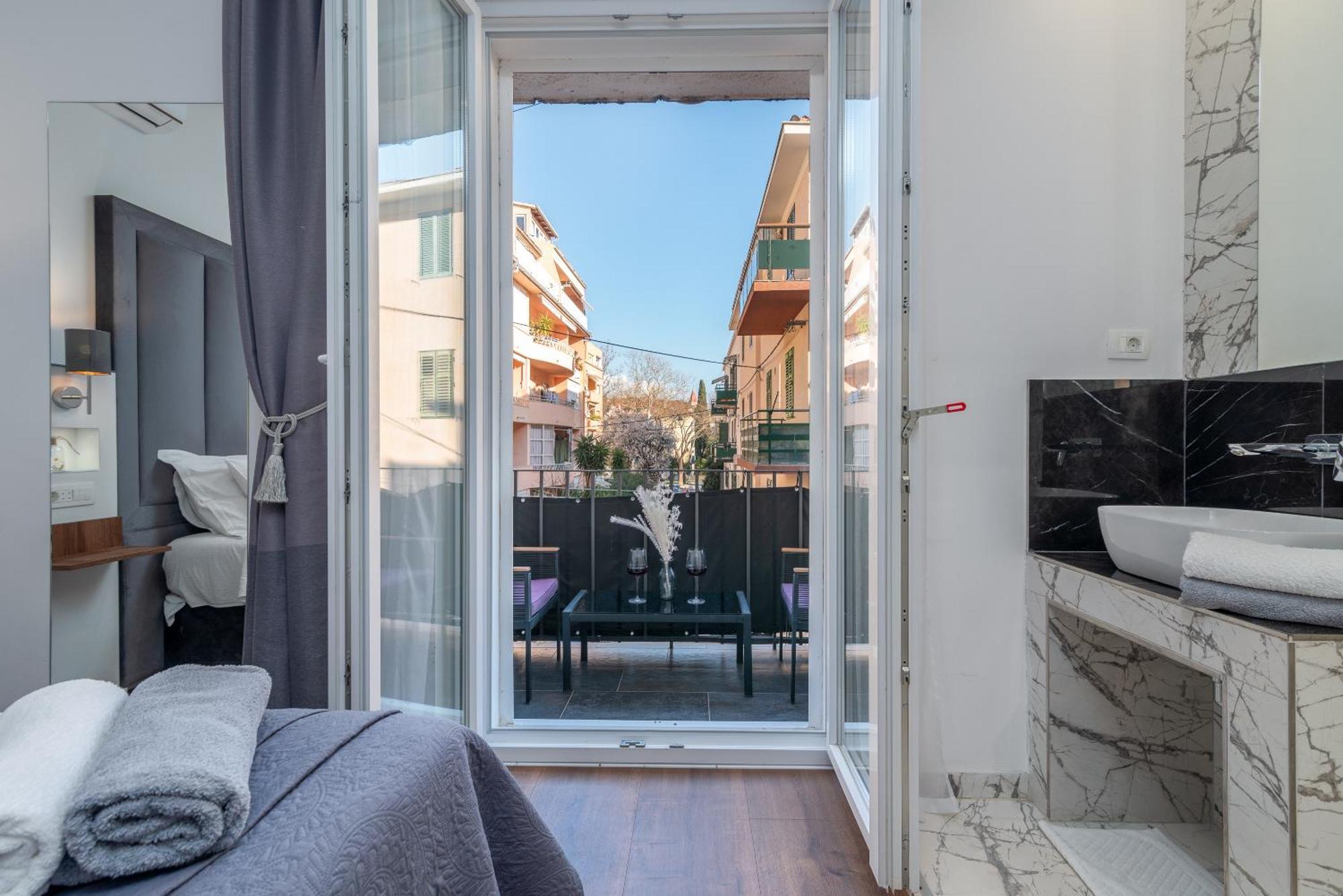 Antares Luxury Rooms 1 Split Buitenkant foto
